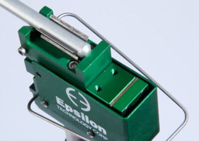deflection_gage_for_bend_testing-close_up-Model_3540