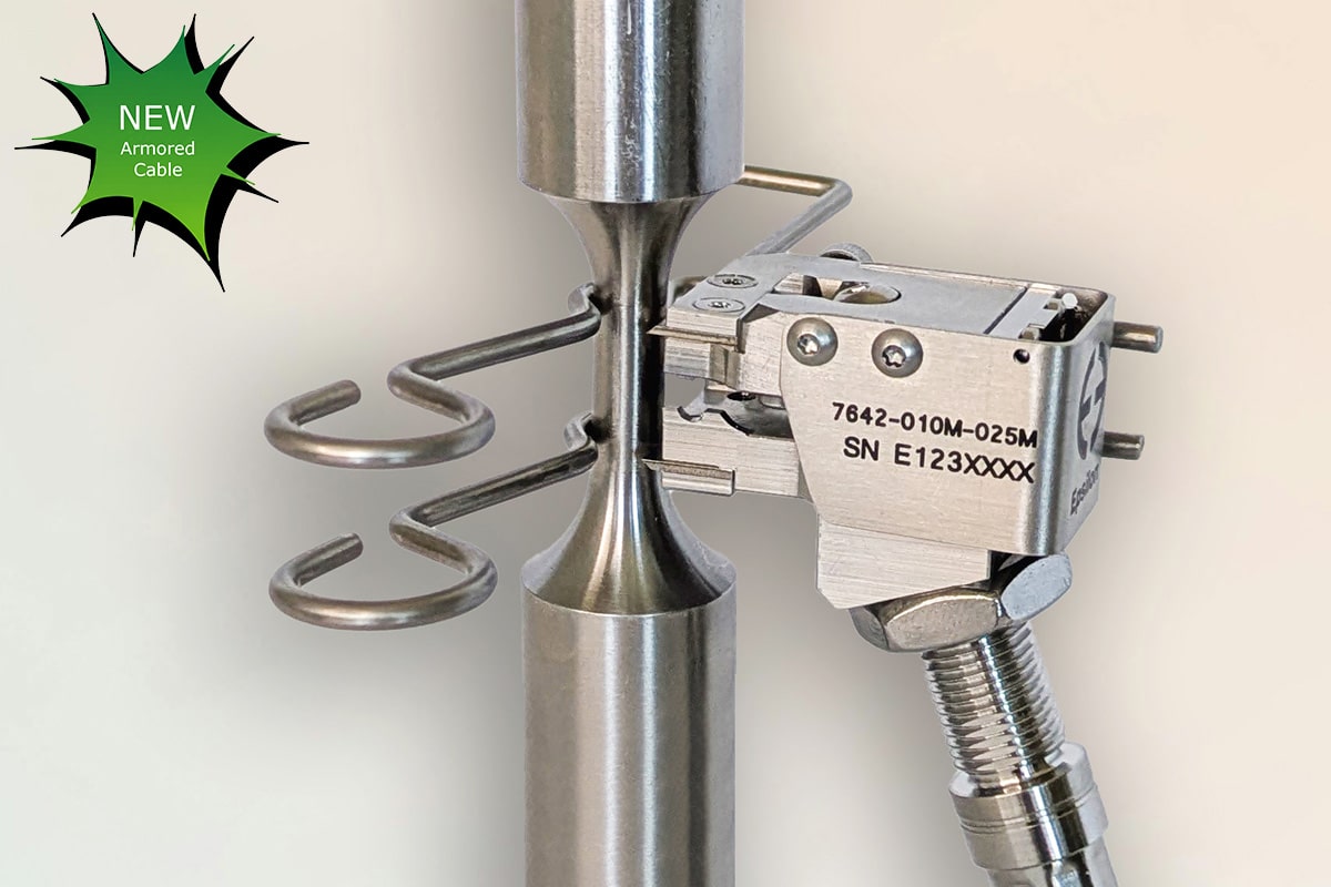 extensometer_for_strain_measurement_in_an_environmental_chamber1-Model_7642